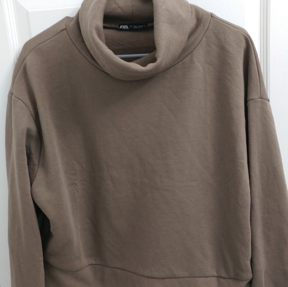 Zara sweatshirt L
